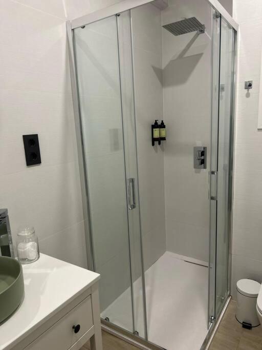 ビルバオPiso Deluxe Con Balcon Cerca Del Casco Viejoアパートメント エクステリア 写真